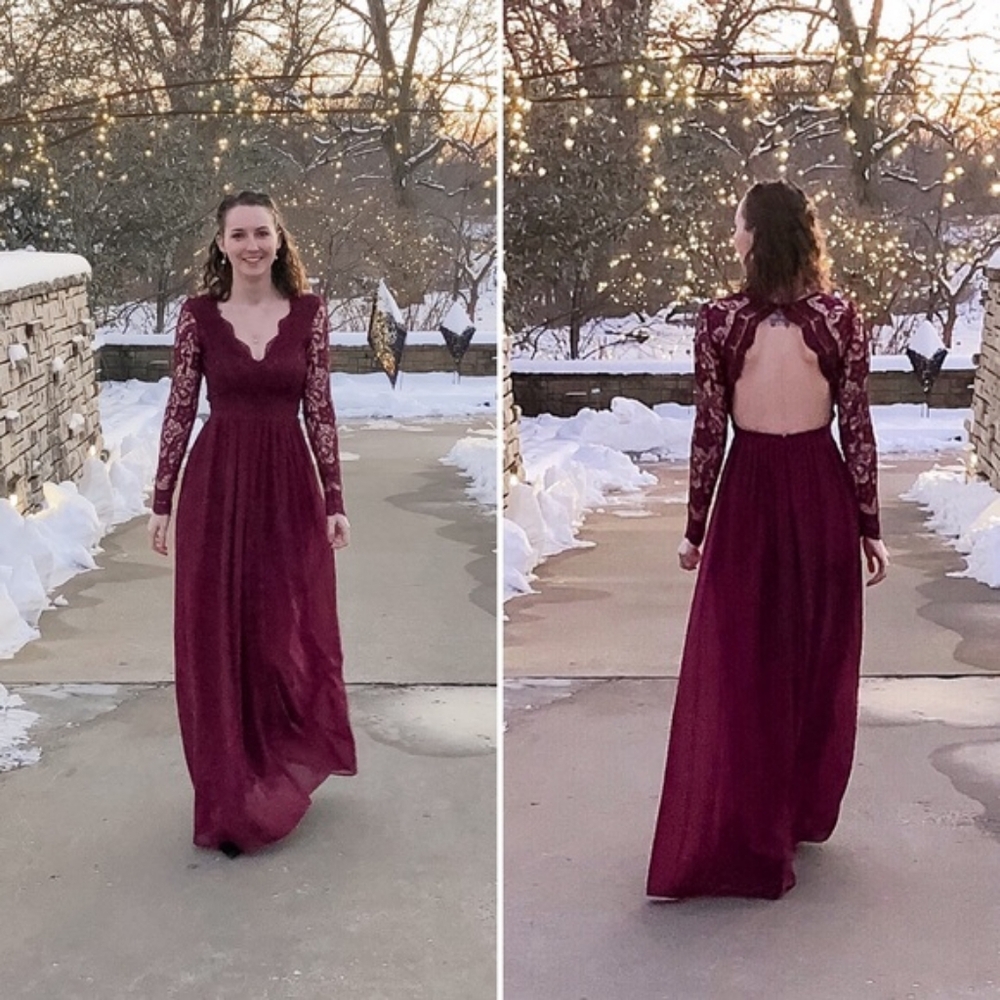 Lulus Awaken My Love Burgundy Long Sleeve Lace Open Back Maxi Dress Small NWT